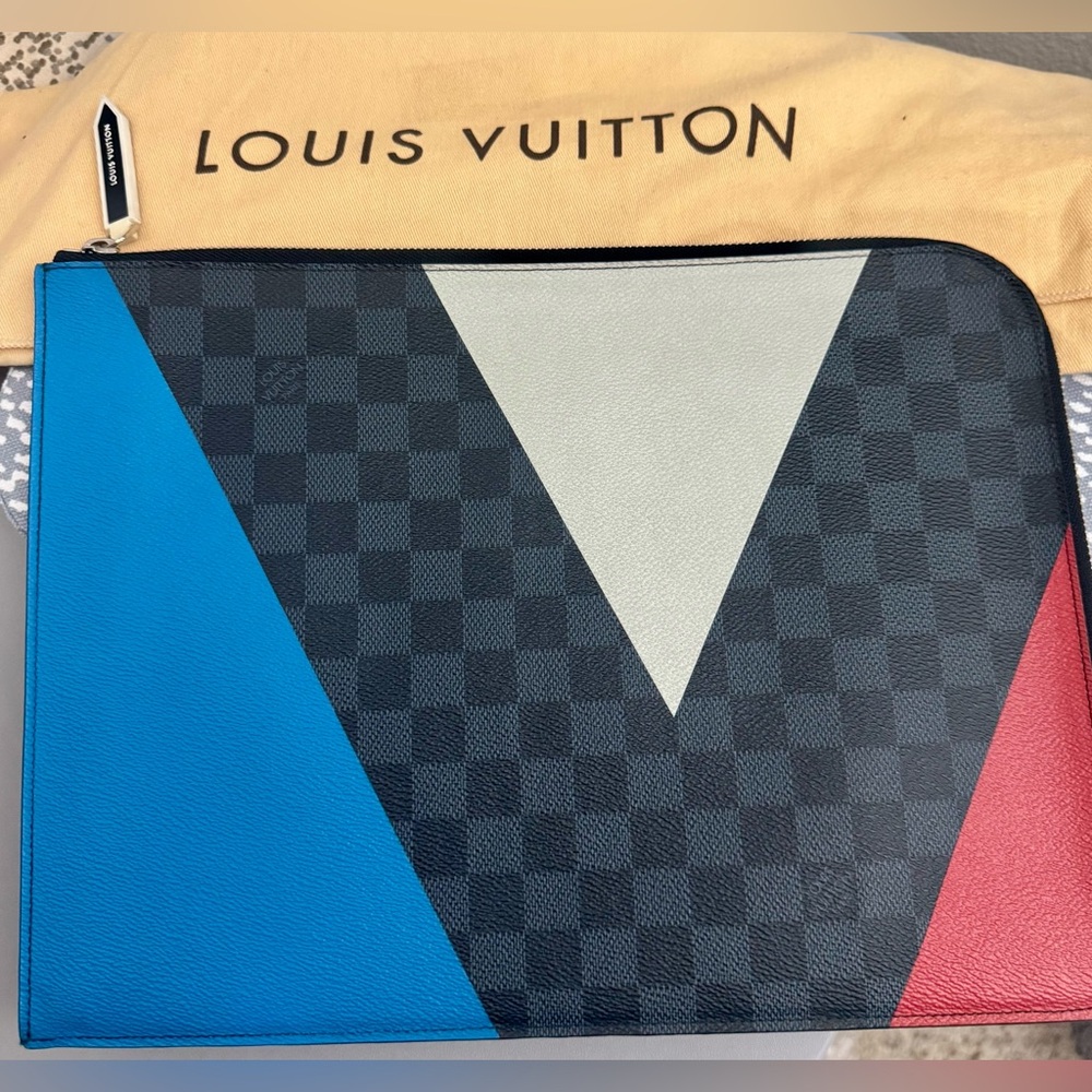 LOUIS VUITTON Pochette Jour GM America's Cup Damier Cobalt